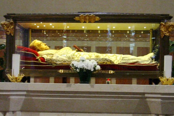 Ciało ks. Orione w Sanktuarium w Tortonie